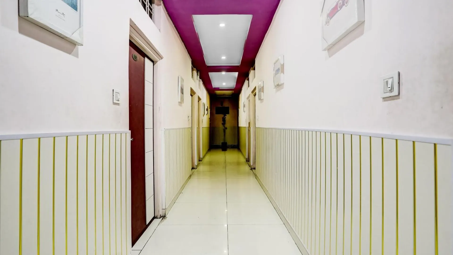 Collection O Hotel Sandal Inn Udaipur