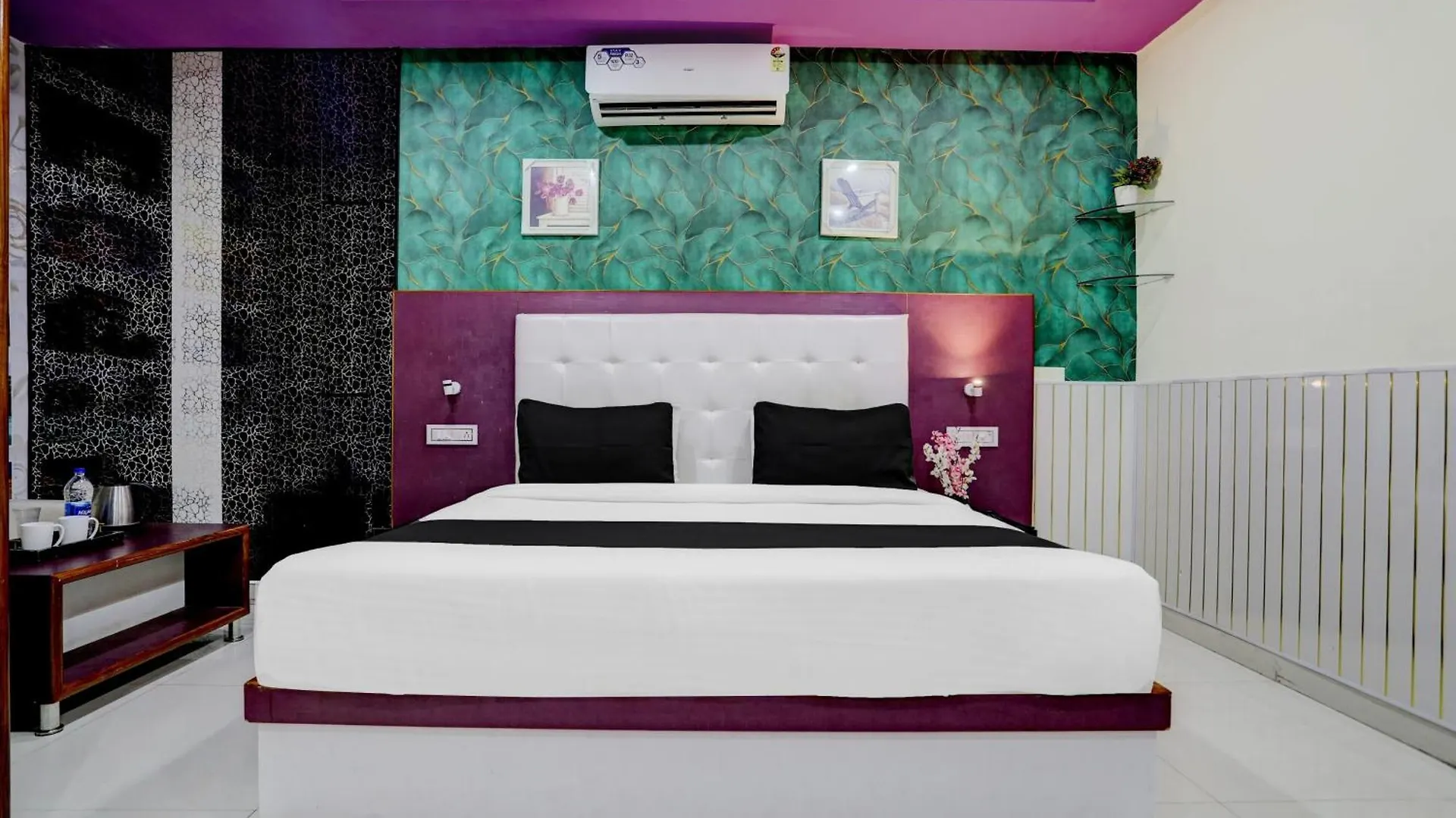 Collection O Hotel Sandal Inn Udaipur